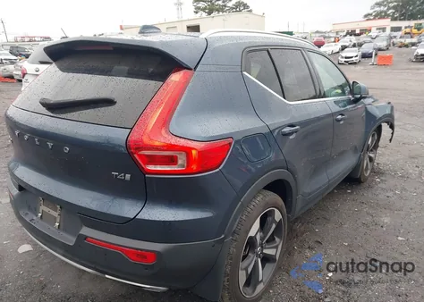 2019 Volvo Xc40 T4 Inscription из США, поврежденный, VIN YV4AC2HL5K2050239